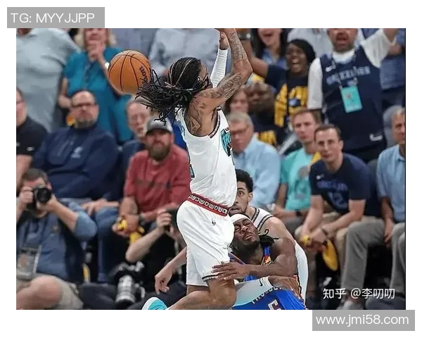 2013年NBA季后赛灰熊与雷霆第五场激战回顾与精彩瞬间分析