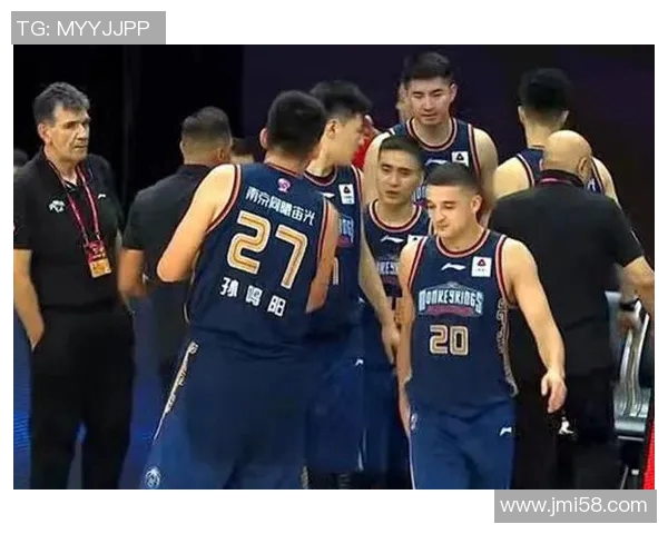 10月23日山东队对阵同曦队的比赛前瞻与战术分析