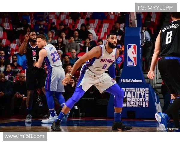 2020年NBA常规赛勇士队与快船队精彩对决回顾与分析 2020年NBA常规赛勇士队与快船队精彩对决回顾与分析